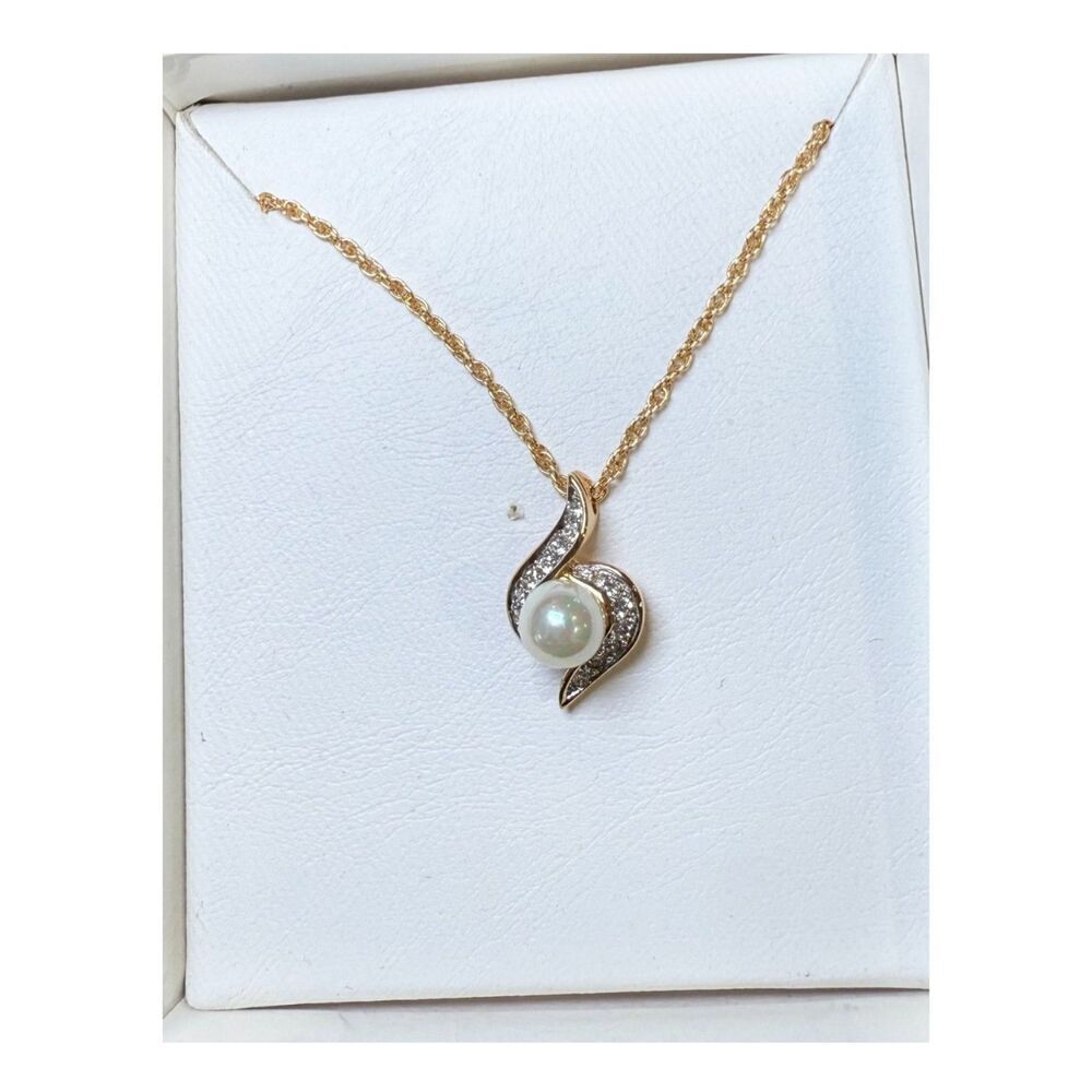 New Nina Ricci Gold-Tone Pearl & Crystal Pendant Necklace